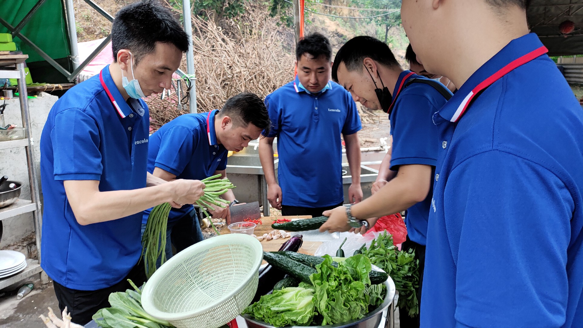 松湖騎行，穿樹(shù)飛花；農(nóng)家休閑，擁抱自然