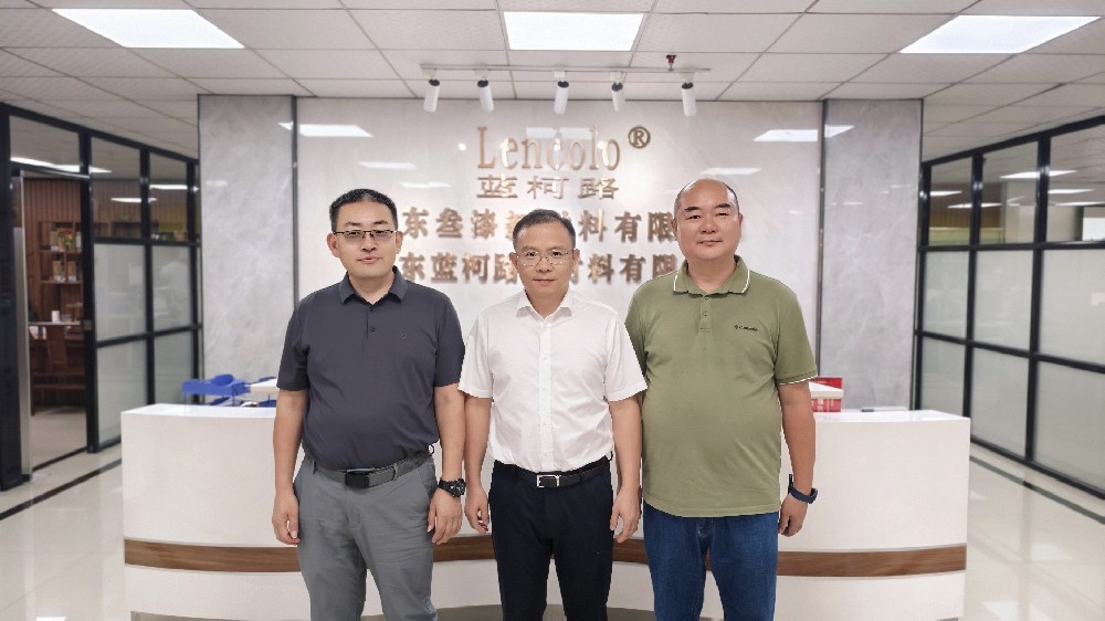 心系企業(yè)，情暖藍(lán)柯路——陳鎮(zhèn)長及鎮(zhèn)領(lǐng)導(dǎo)團(tuán)隊(duì)親臨指導(dǎo)，共繪發(fā)展藍(lán)圖