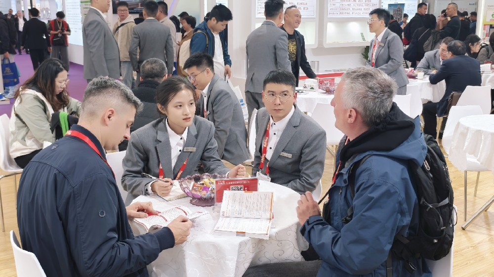 藍(lán)柯路2025年上海涂料展精彩現(xiàn)場